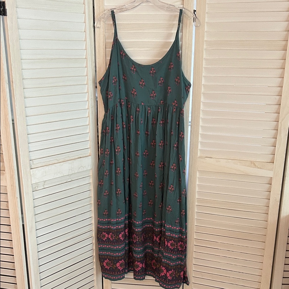 Natural Life Green Floral Midi Dress